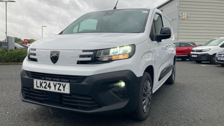 Peugeot Partner Standard Diesel 1.5 BlueHDi 100 Asphalt Van